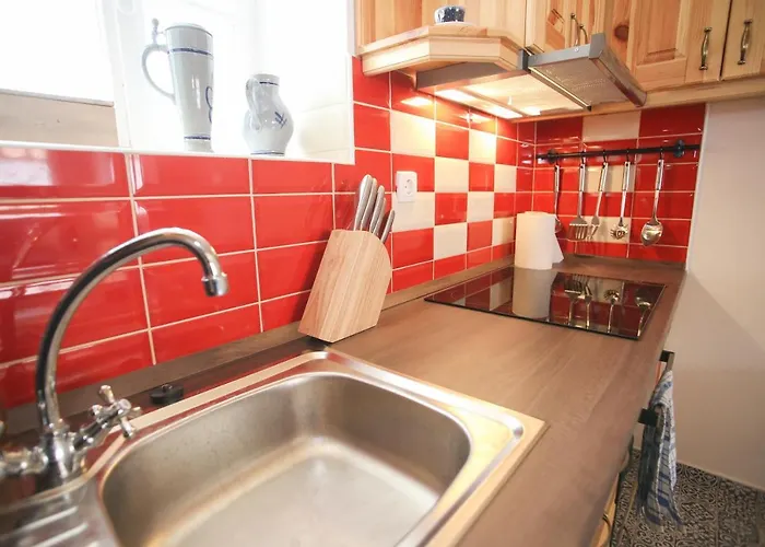 Rozsa Vendeghaz Polány